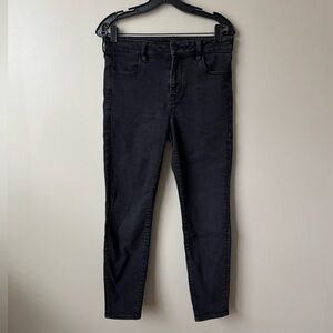 American Eagle Outfitters Women's Black Skinny Jeans Short